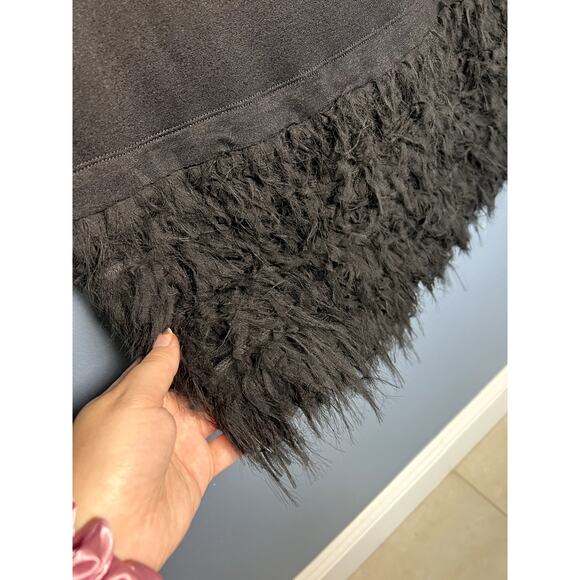 Diane von Furstenberg LBD Sheer Short Sleeves with Feather Bottom Details Small - Picture 4 of 10